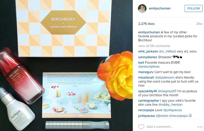 Ejemplo-de-campana-influencer-EmilySchuman-con-Birchbox