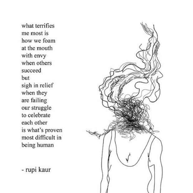 25 poemas feministas de Rupi Kaur