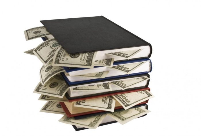 storytelling vs storyselling