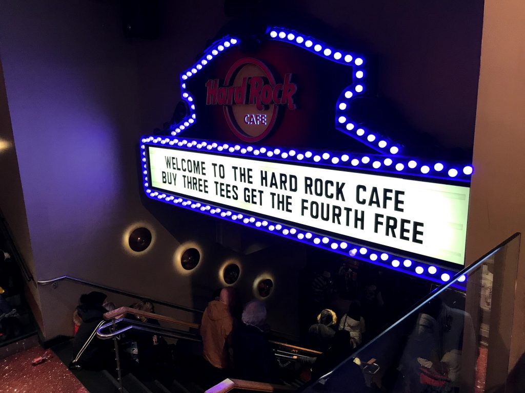 tiendas temáticas Hard Rock, ejemplos de experiencia de cliente