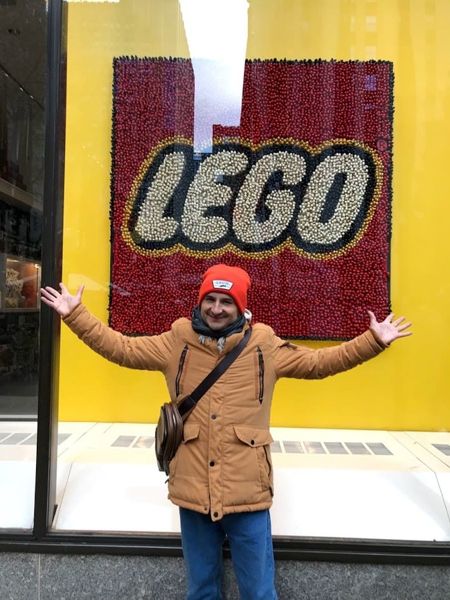 LEGO, ejemplos de experiencia de cliente y tiendas temáticas
