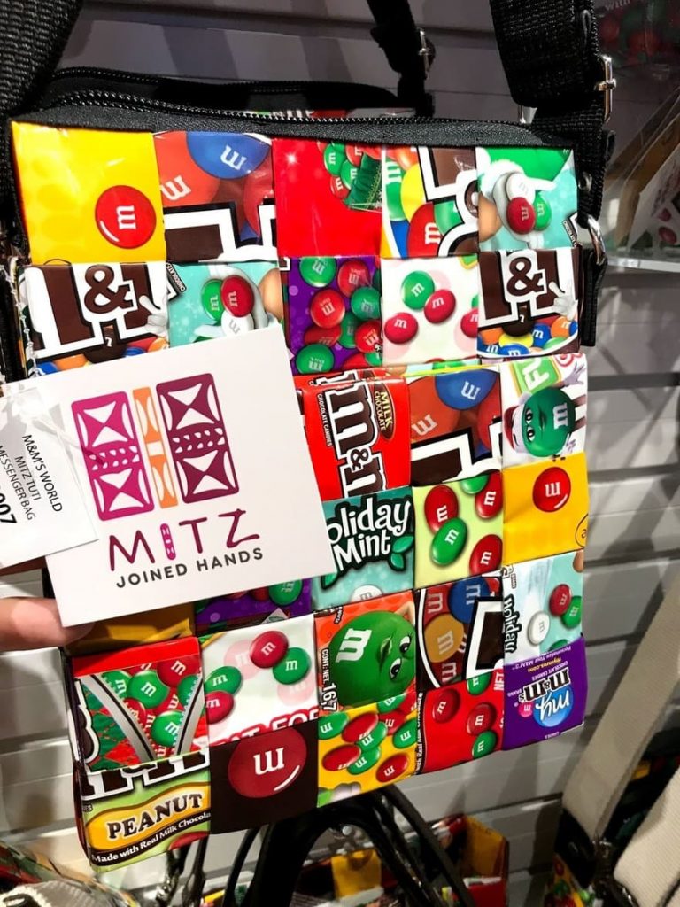 responsabilidad social en tiendas temáticas y ejemplos de experiencia de cliente