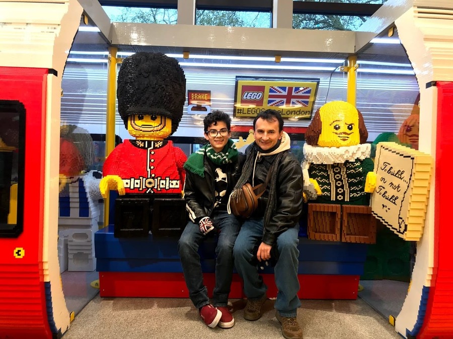 tiendas temáticas LEGO, ejemplos de experiencia de cliente
