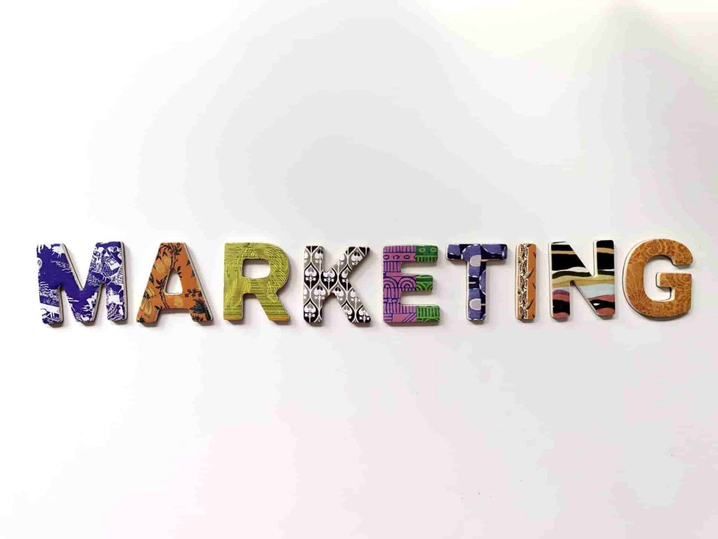 ¿Se puede hacer marketing digital con una sola persona?