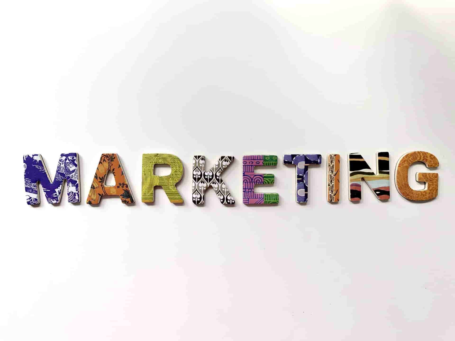 ¿Se puede hacer marketing digital con una sola persona?